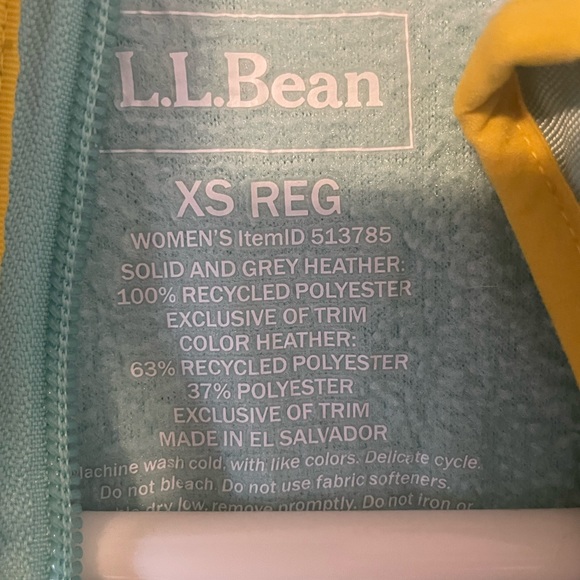 LL Bean Mountain Classic Fleece Hoodie - Picture 12 of 12